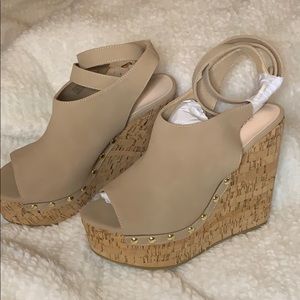 Shoe dazzle Sarahh wedges